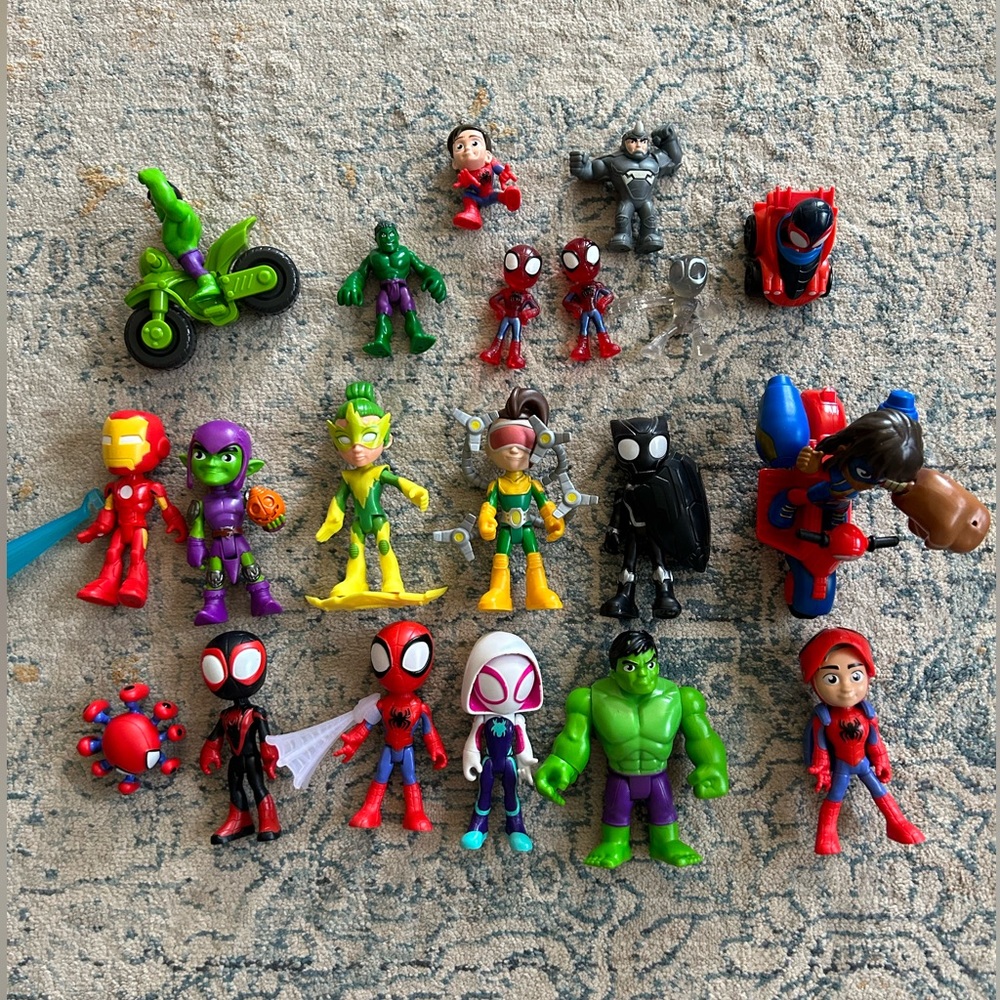 Spidey figures